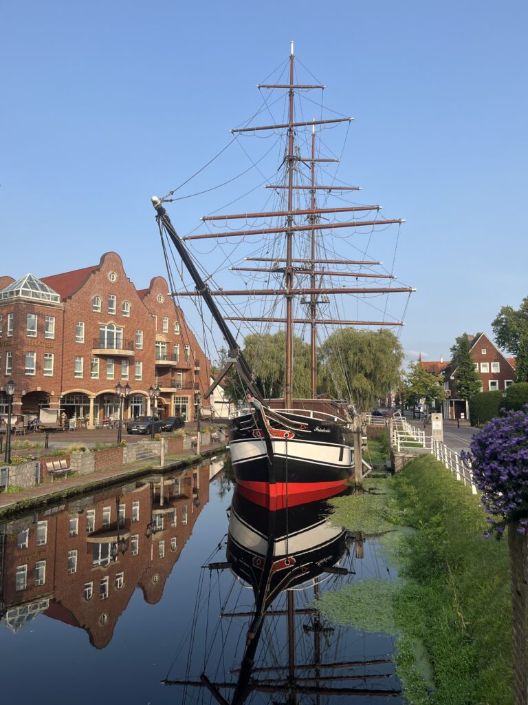 Am Hauptkanal in Papenburg